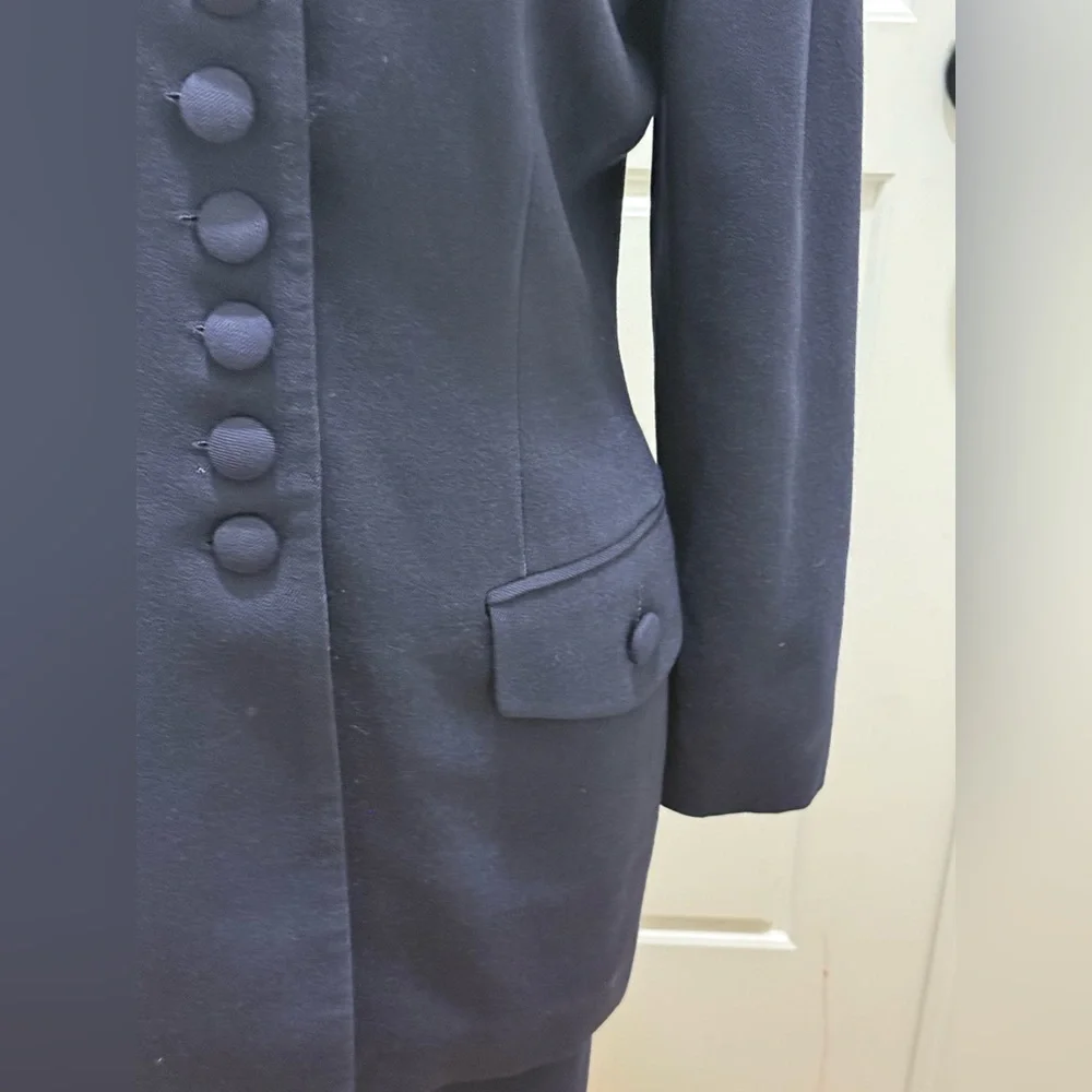 Vintage Jones New York. Wool Skirt Suit. Twilight Blue. Size 6.